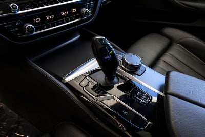 2023 BMW 540i 540i