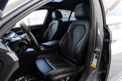 2023 BMW 540i 540i
