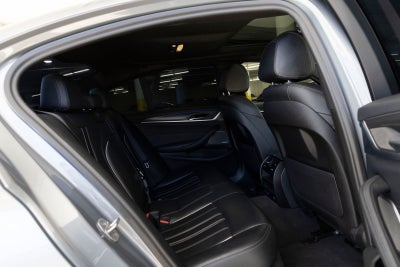 2023 BMW 540i 540i