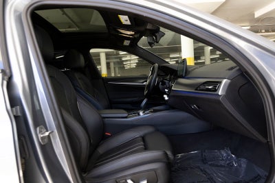 2023 BMW 540i 540i