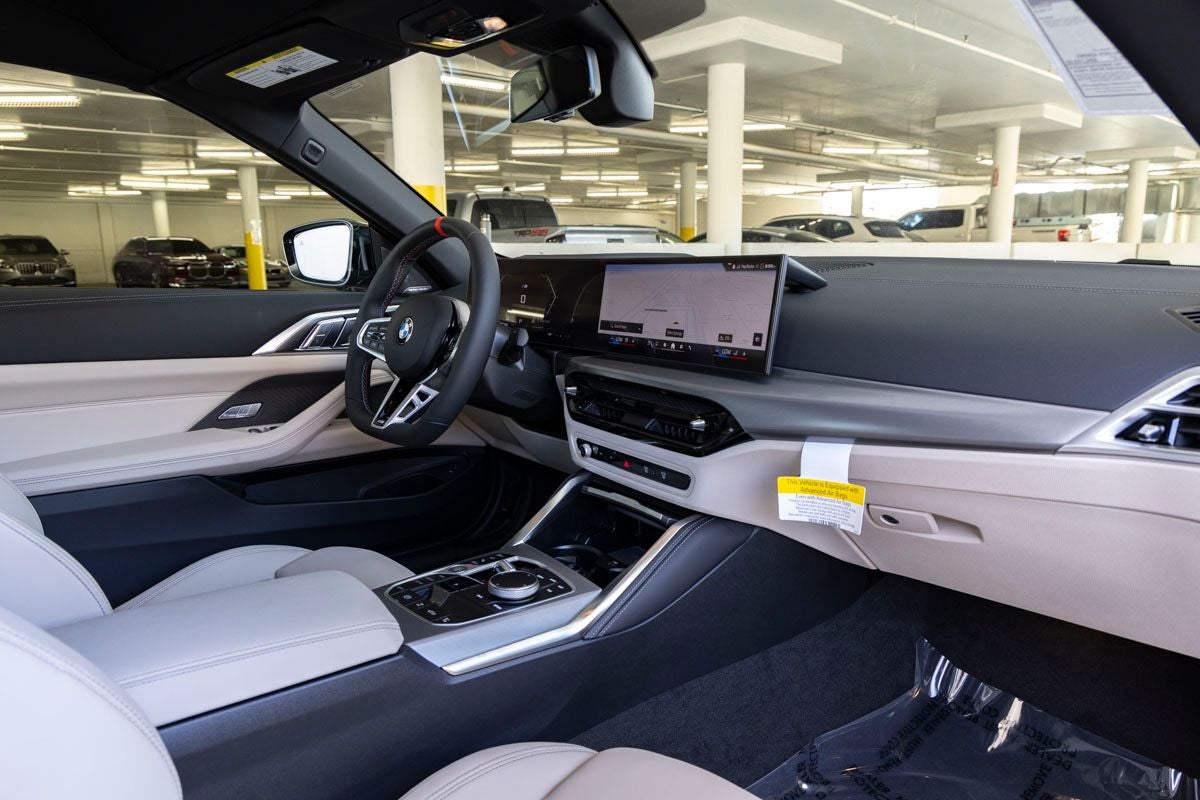 2027 BMW M440 Base