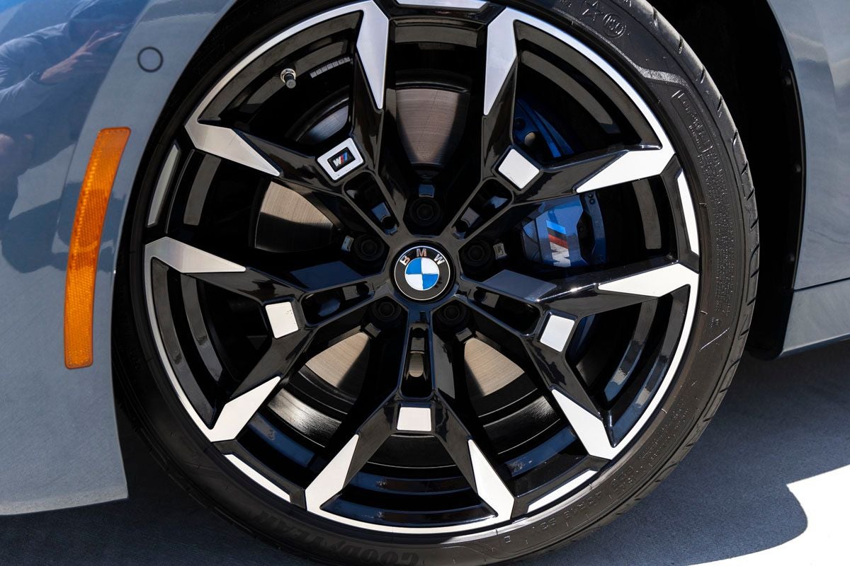 2025 BMW 440i M440i