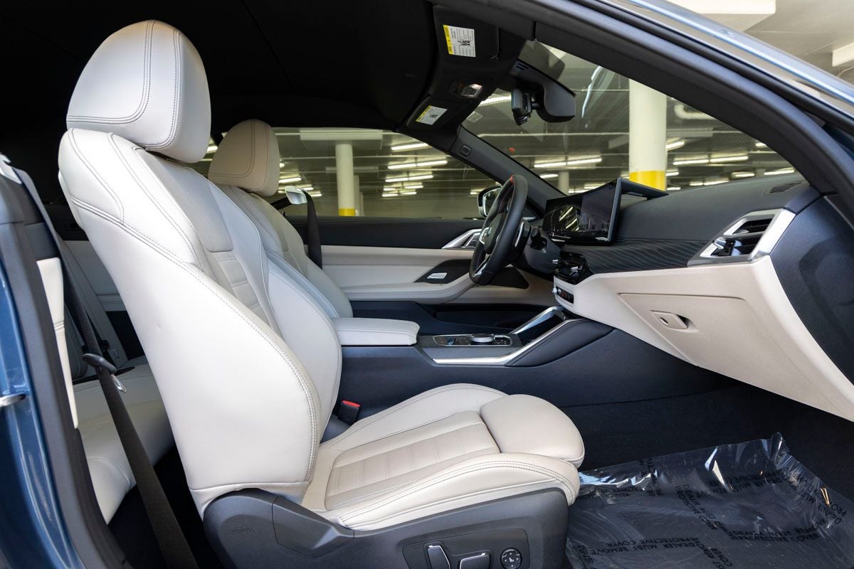 2025 BMW 440i M440i