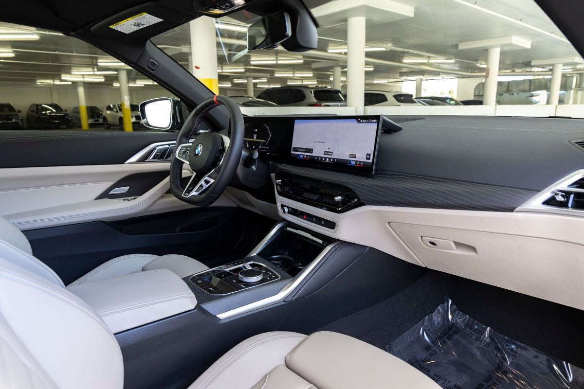 2025 BMW 440i M440i