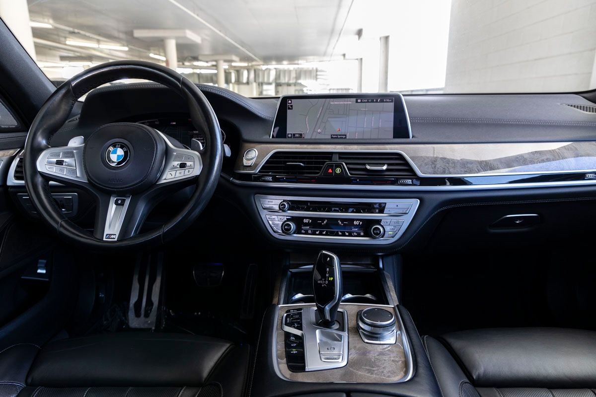 2020 BMW 740i 740i