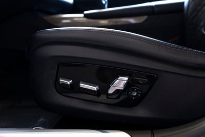 2020 BMW 740i 740i