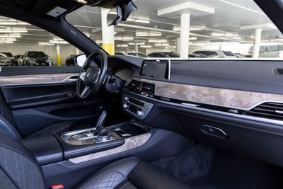 2020 BMW 740i 740i
