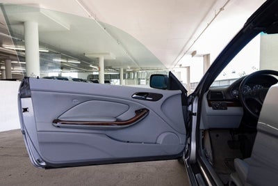 2004 BMW 323Ci 325Ci