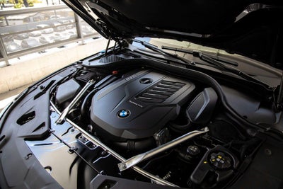 2026 BMW 840i 840i