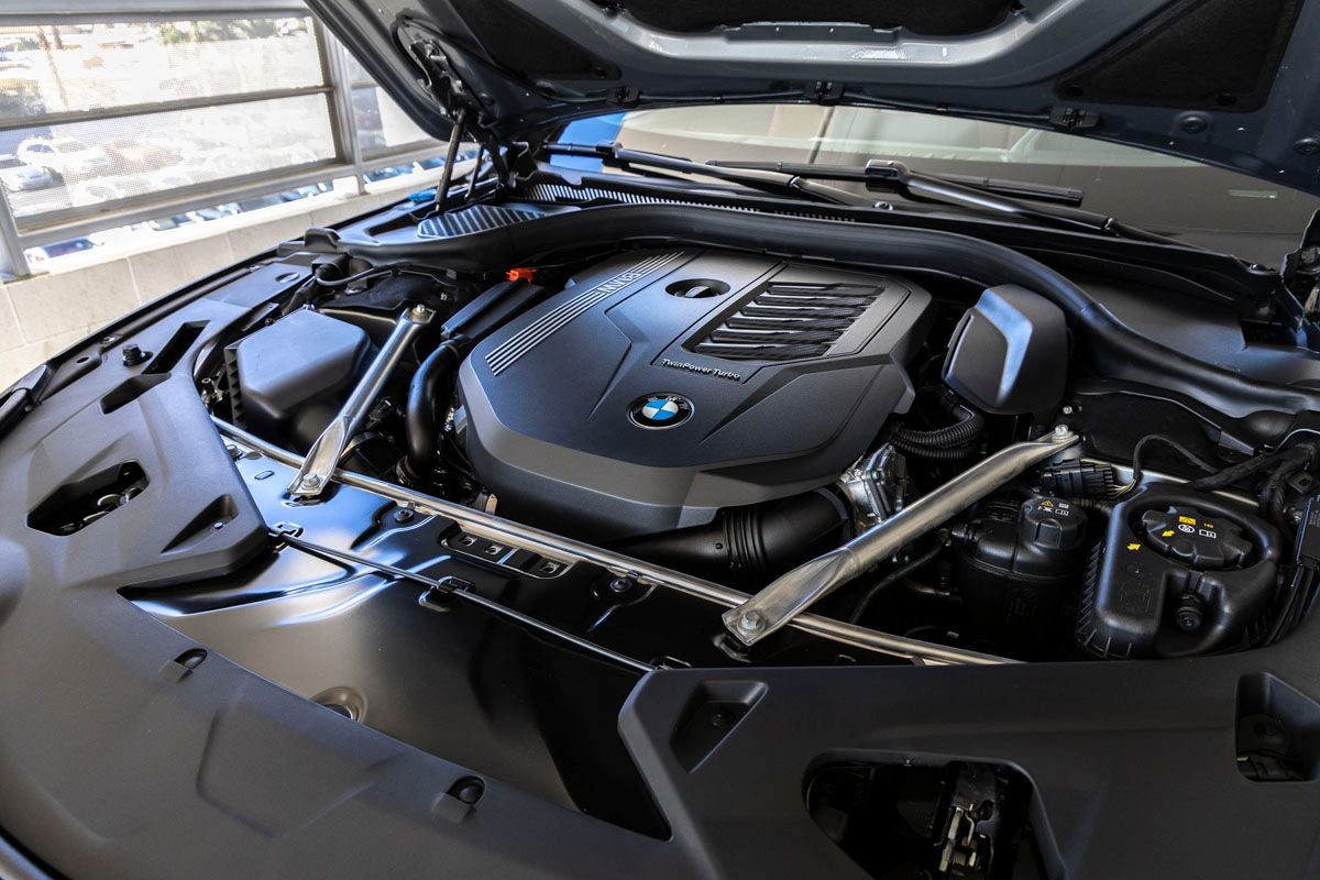 2026 BMW 8 Series 840i