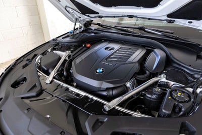 2026 BMW 840i 840i