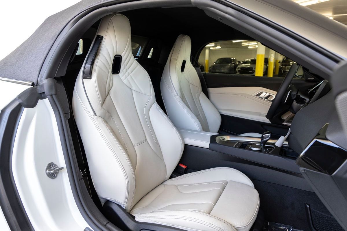 2026 BMW Z4 sDrive30i