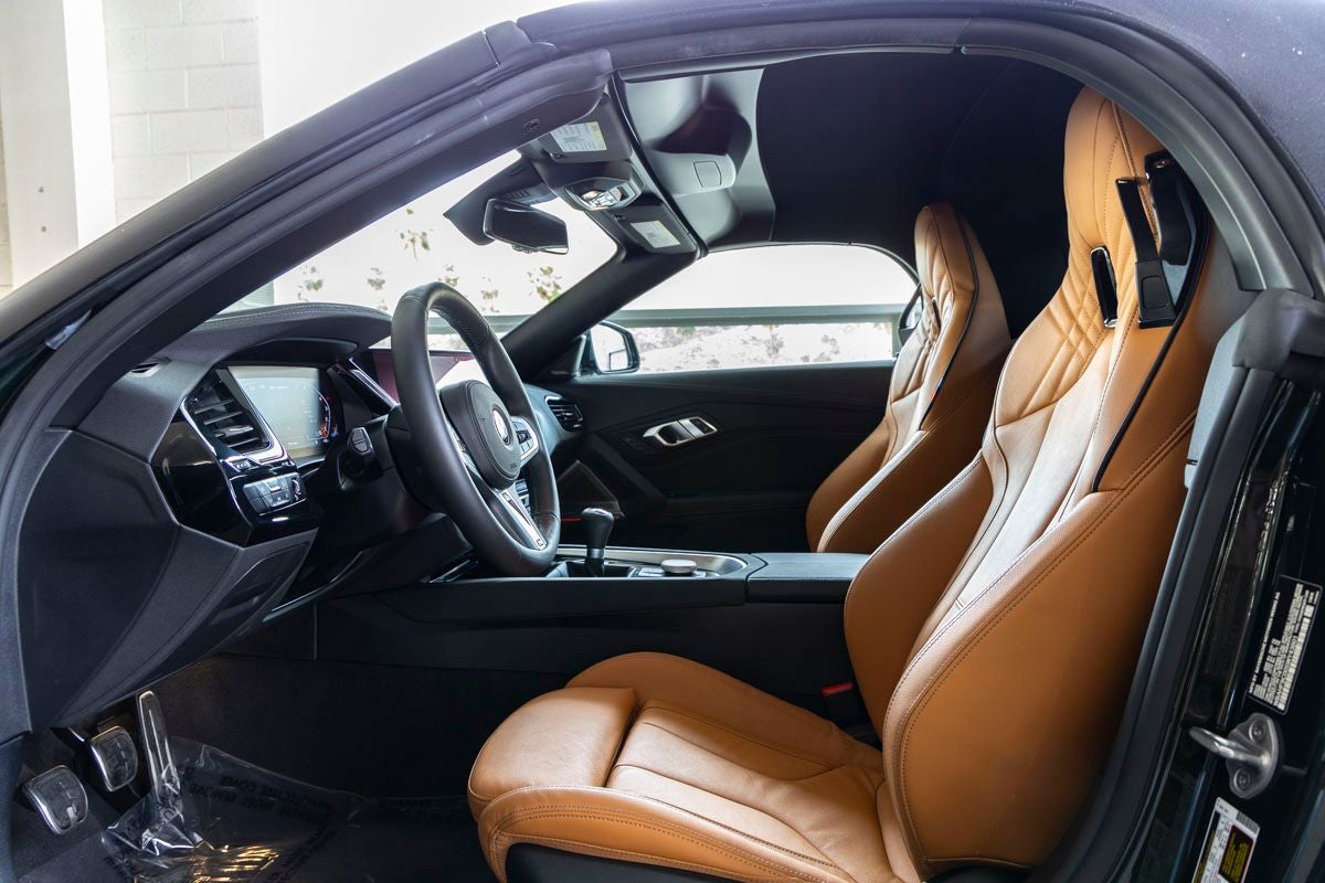 2025 BMW Z4 sDrive M40i