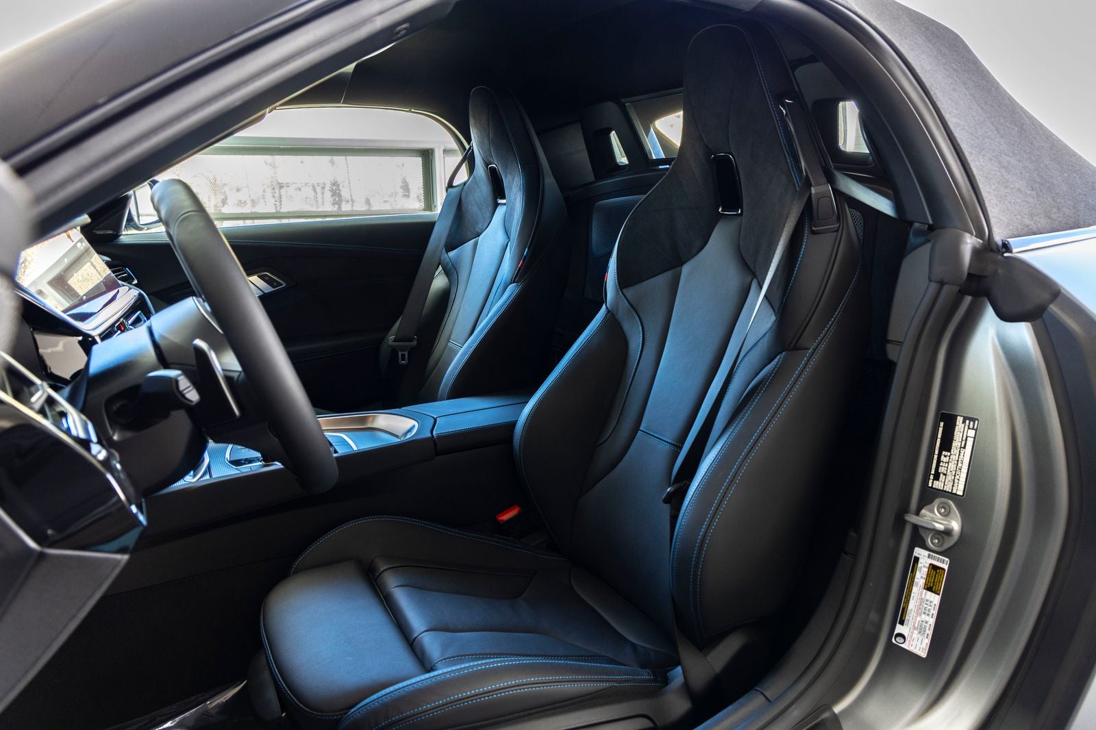 2026 BMW Z4 sDrive M40i