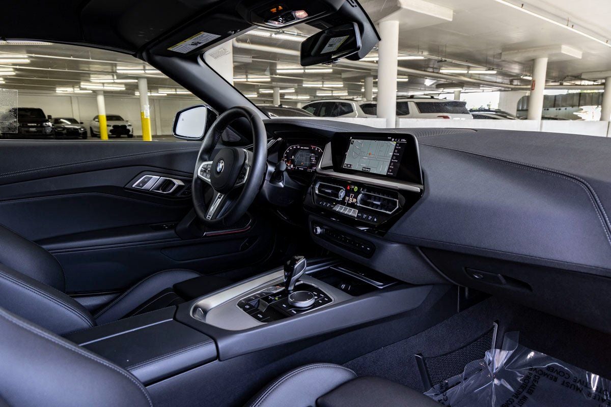 2026 BMW Z4 sDrive M40i