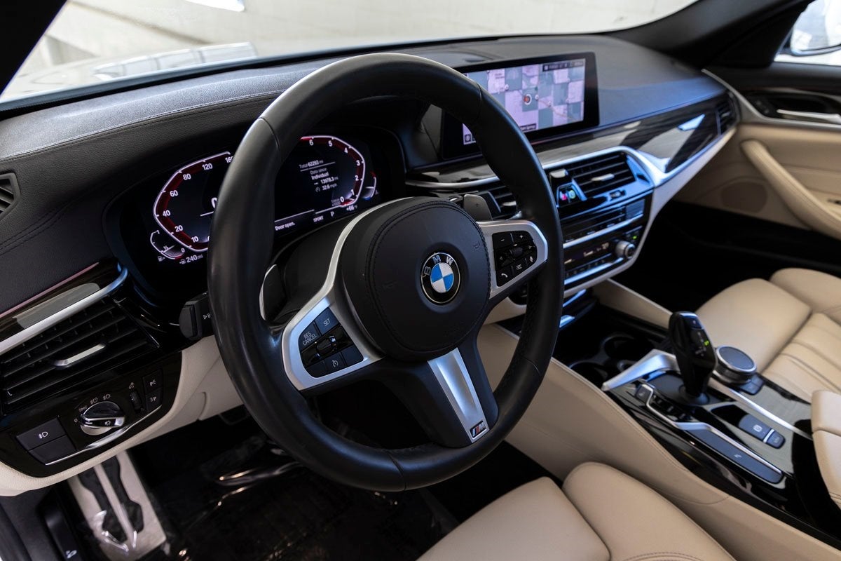 2020 BMW 530i 530i