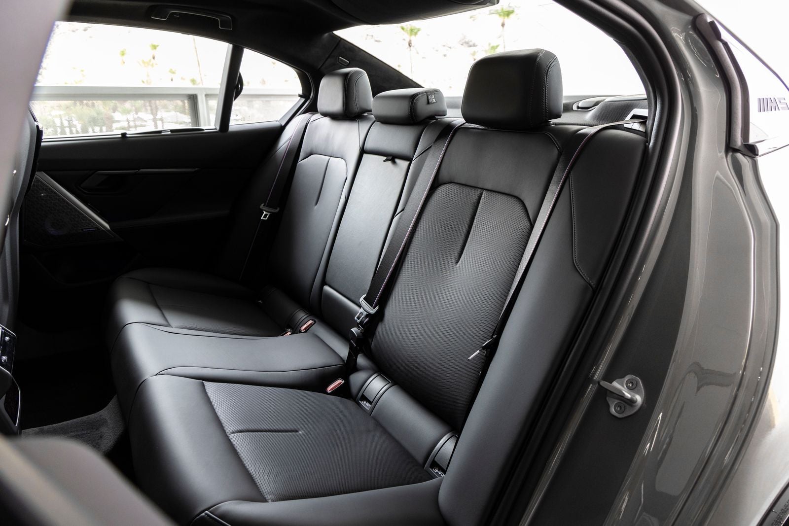 2027 BMW M5 Base