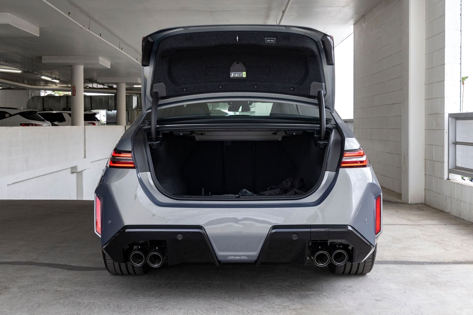 2027 BMW M5 Base
