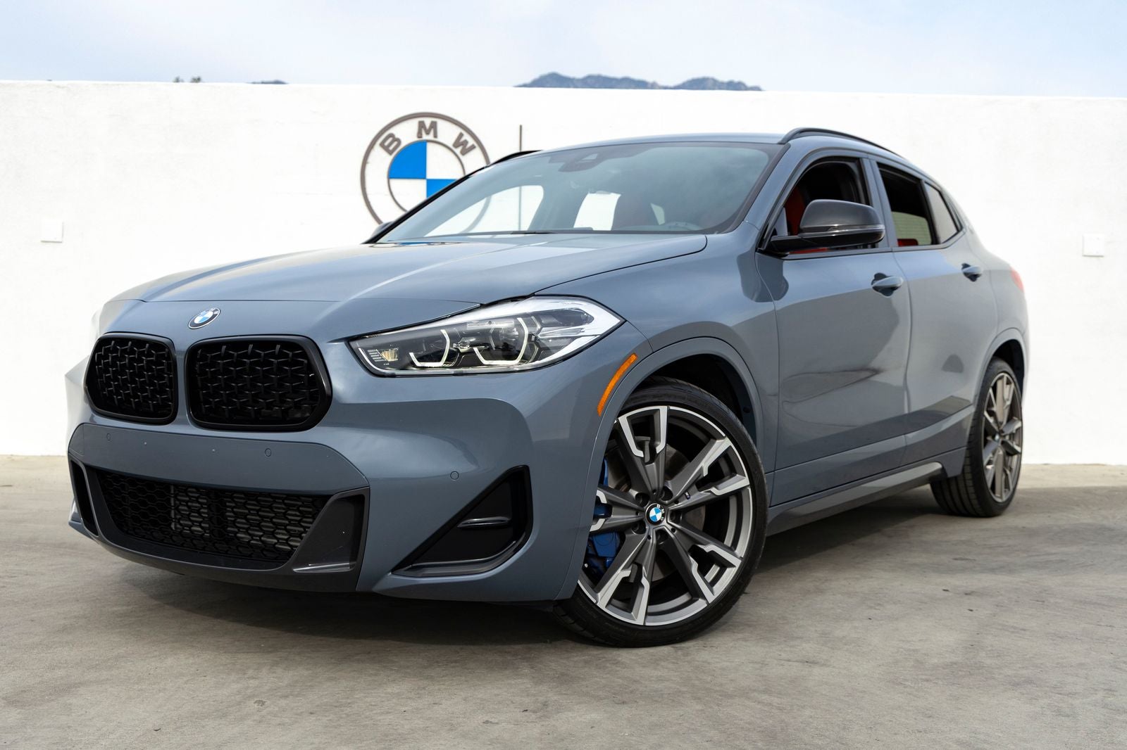 2022 BMW X2 M35i