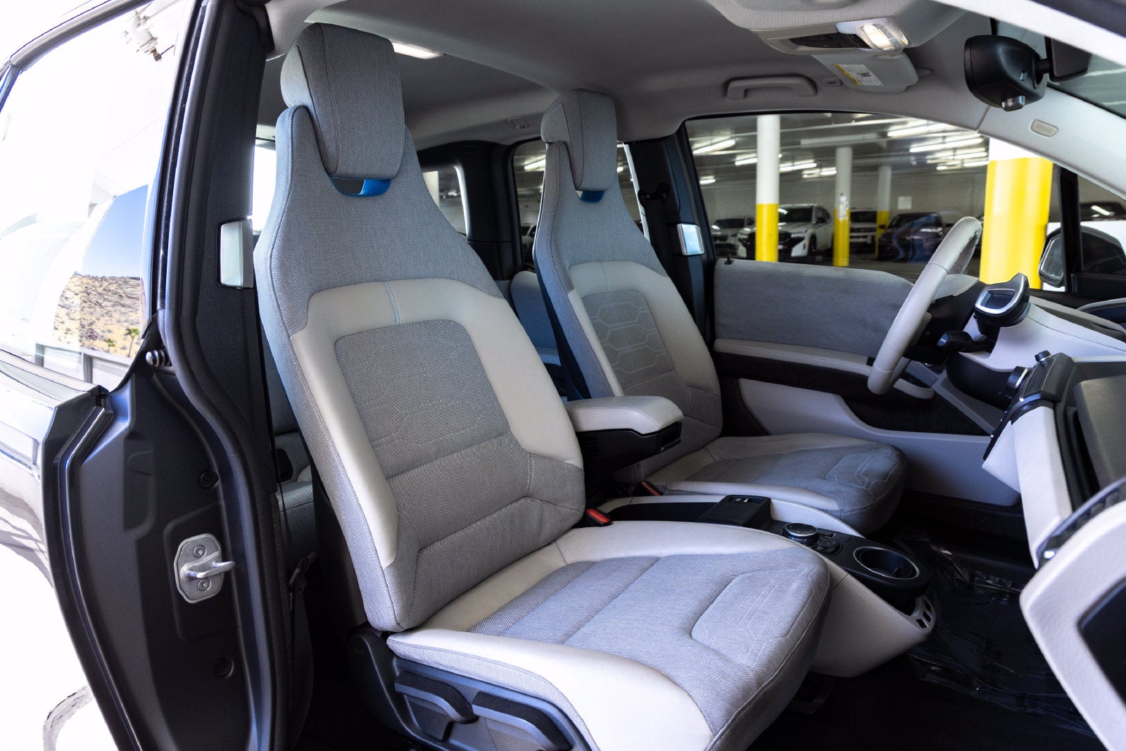 2014 BMW i3 with Range Extender