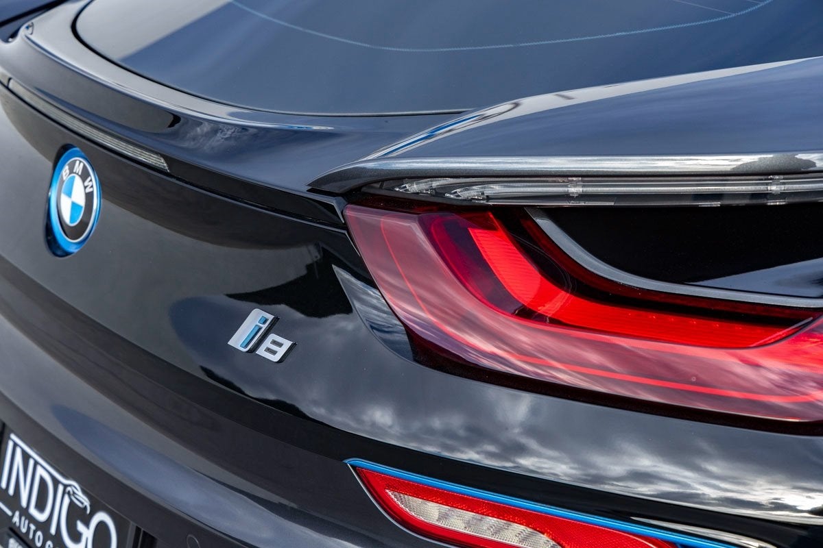 2016 BMW i8 Base