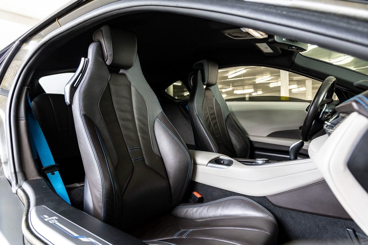 2016 BMW i8 Base