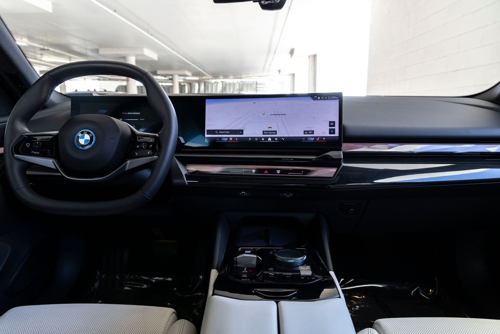 2025 BMW i5 eDrive40 eDrive40