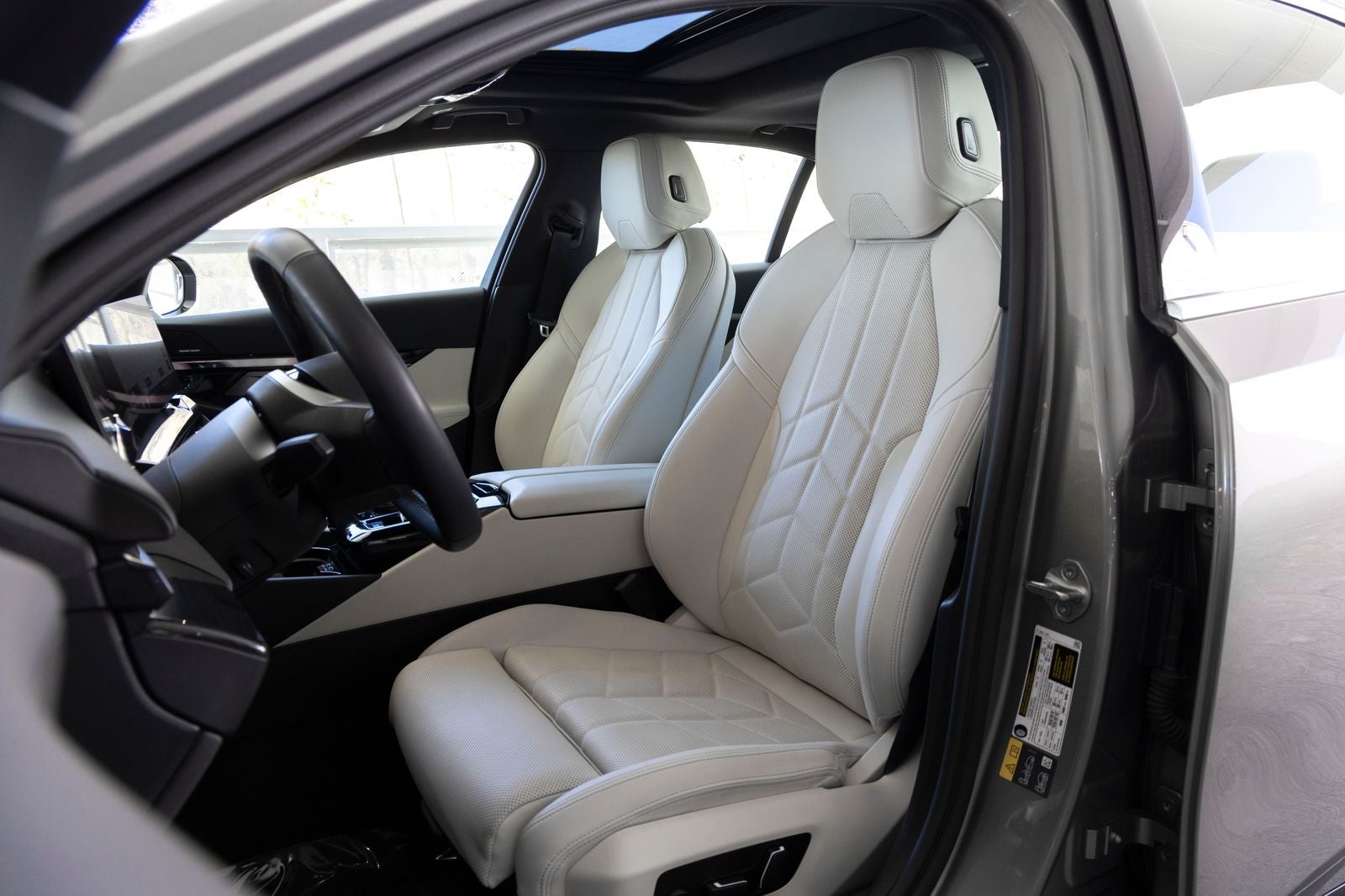 2025 BMW i5 eDrive40 eDrive40