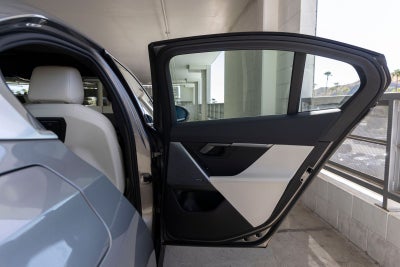 2025 BMW i5 eDrive40 eDrive40