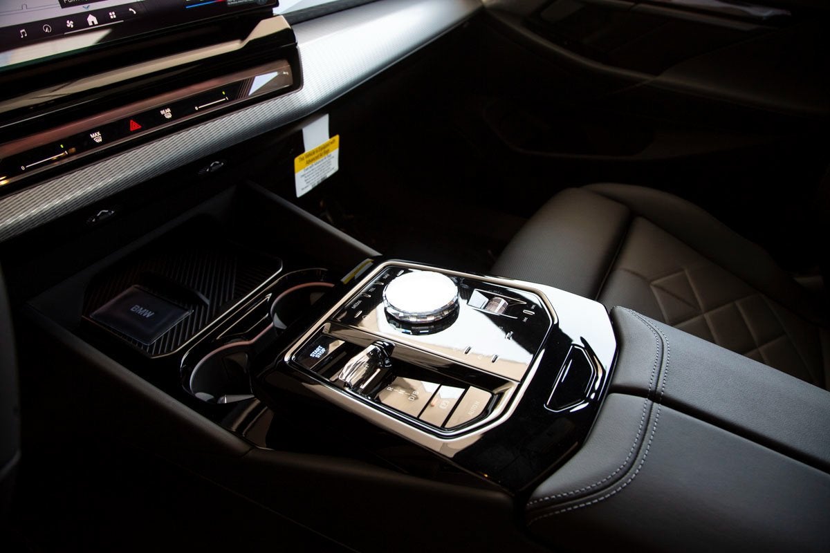 2026 BMW i5 xDrive40