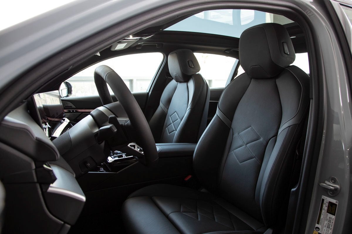 2026 BMW i5 xDrive40
