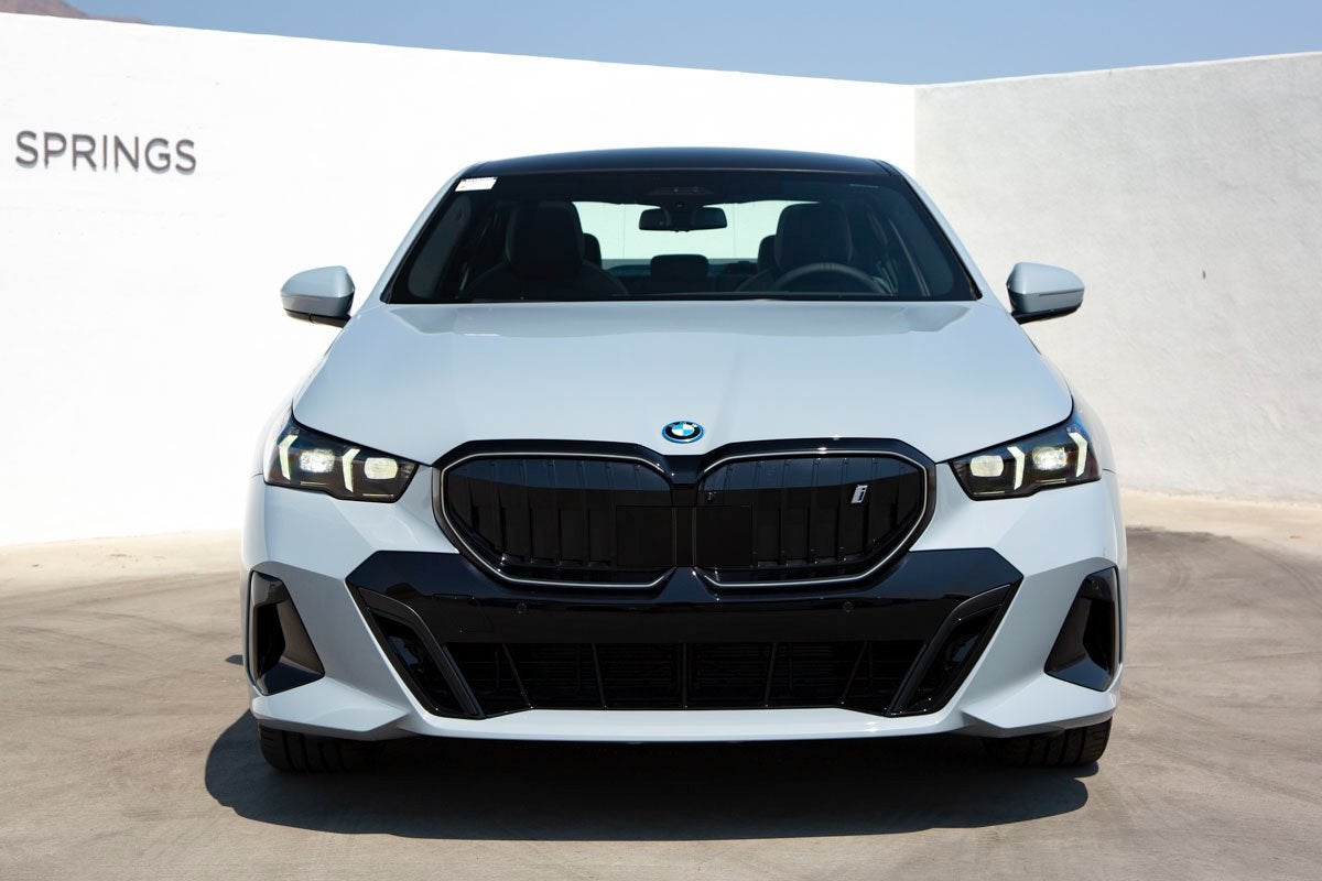2026 BMW i5 xDrive40