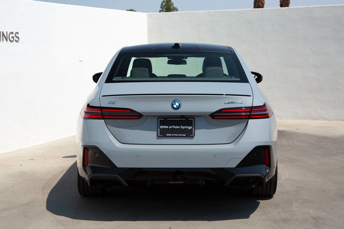 2026 BMW i5 xDrive40