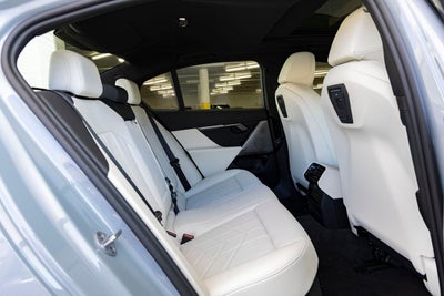 2027 BMW i5 xDrive40