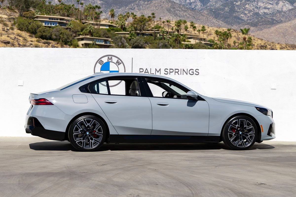2027 BMW i5 xDrive40