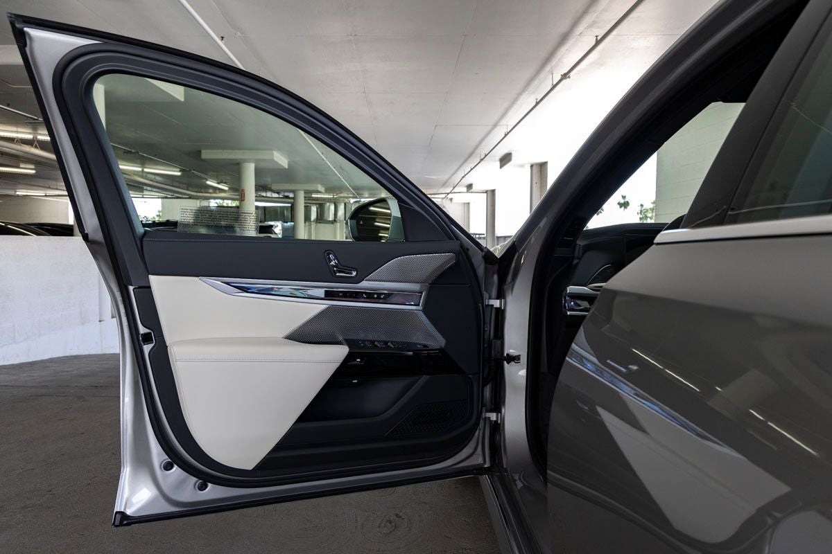 2026 BMW i7 eDrive50