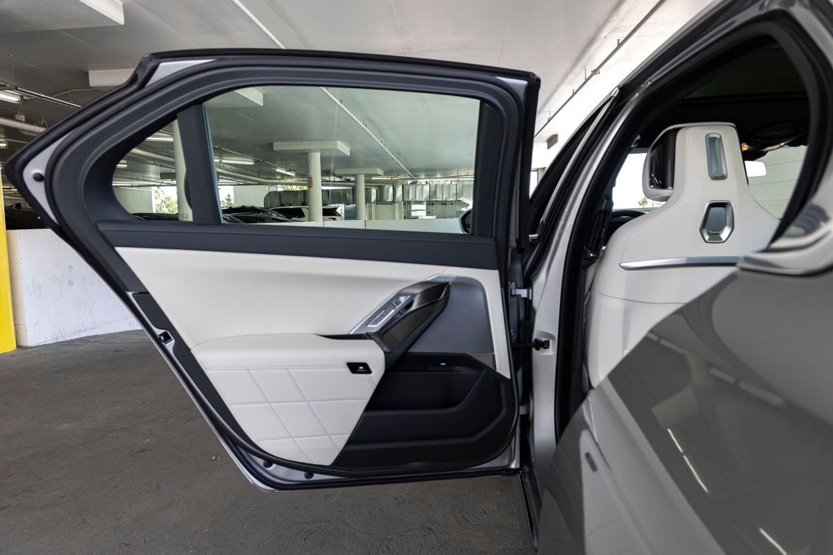 2026 BMW i7 eDrive50