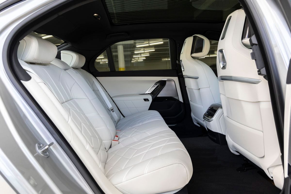 2026 BMW i7 eDrive50