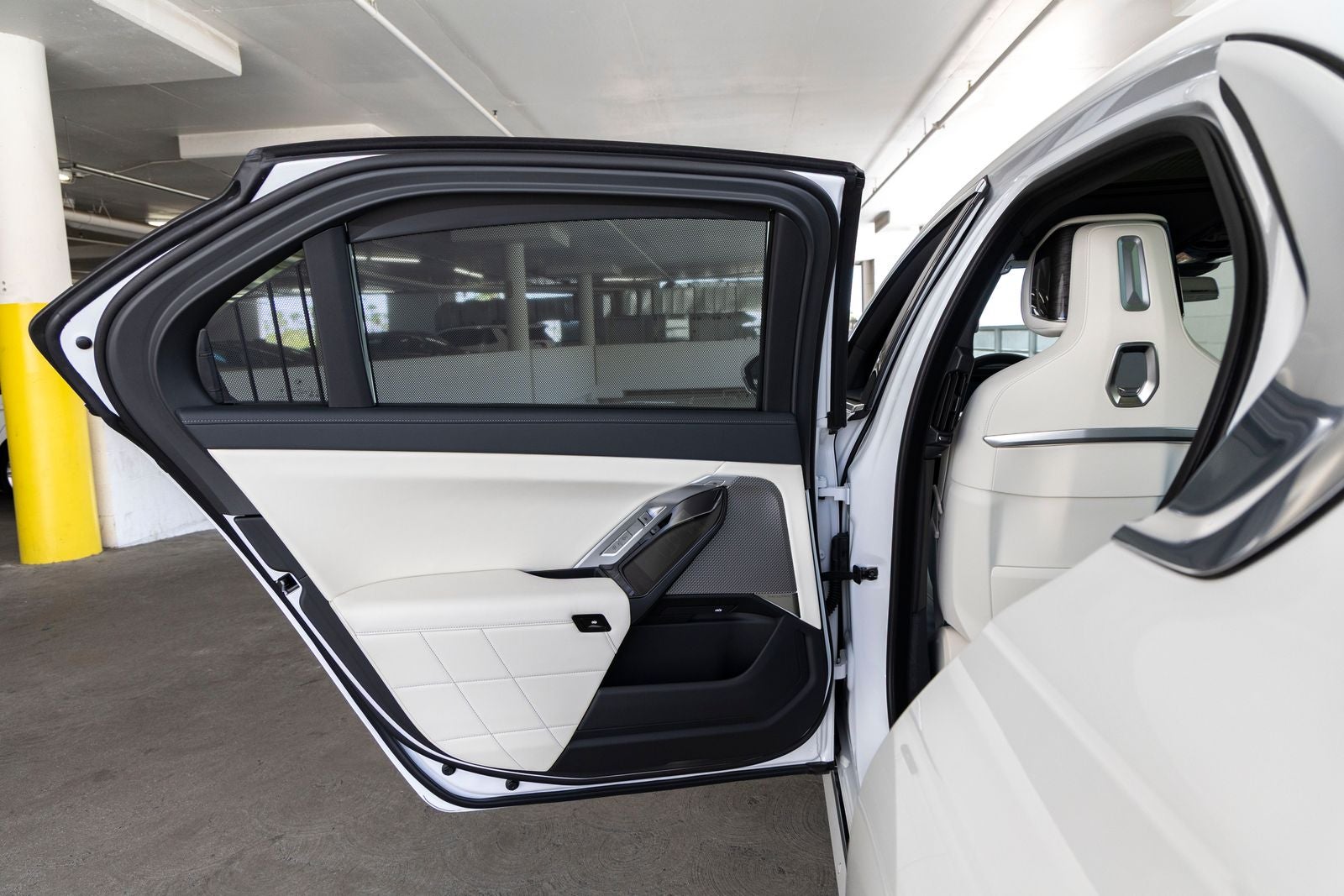 2026 BMW i7 xDrive60