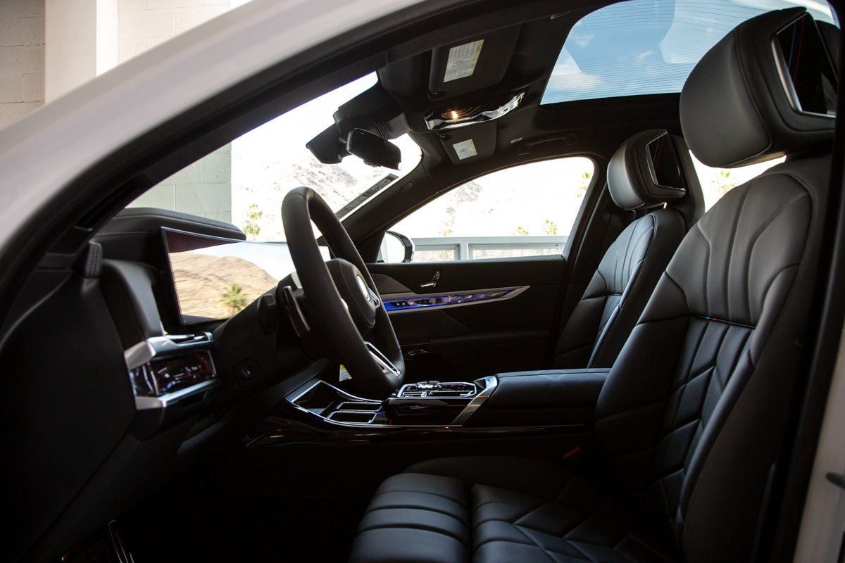 2025 BMW i7 xDrive60