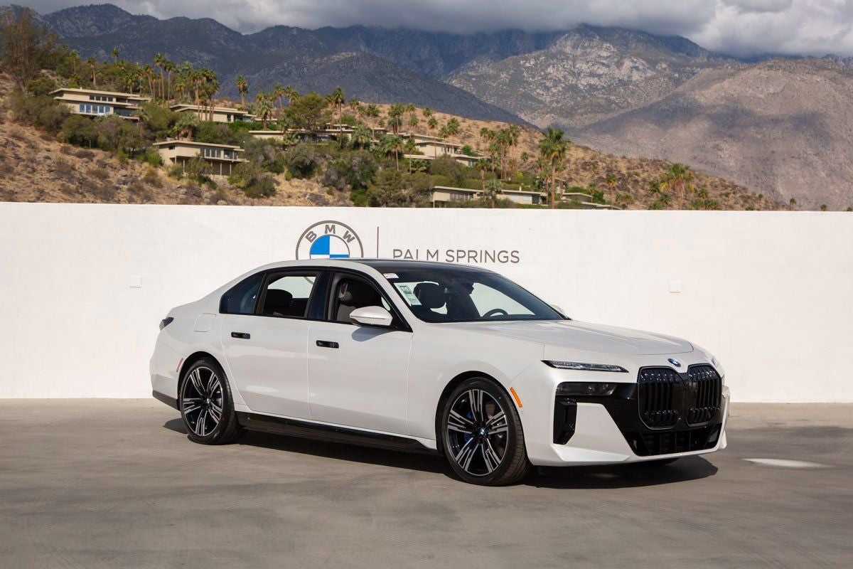 2025 BMW i7 xDrive60