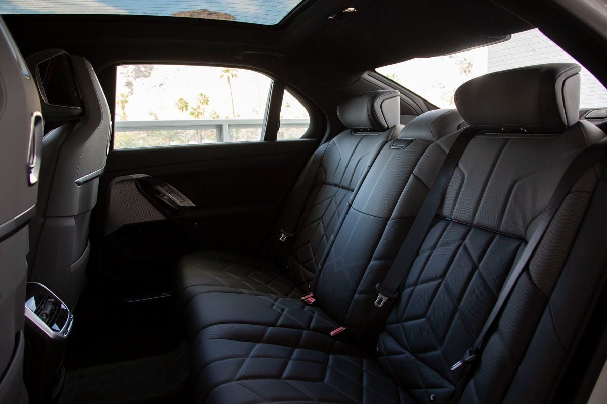 2025 BMW i7 xDrive60