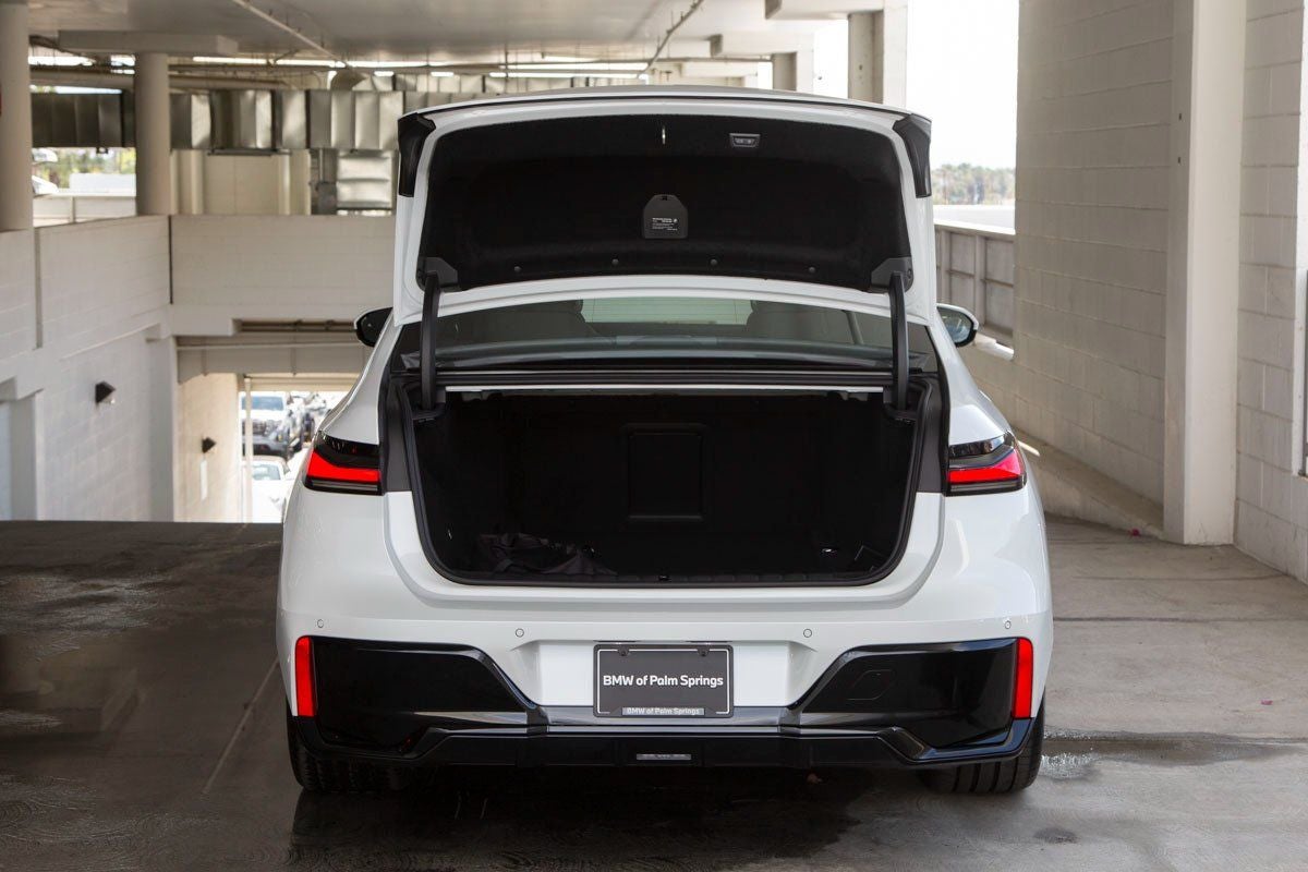 2025 BMW i7 xDrive60