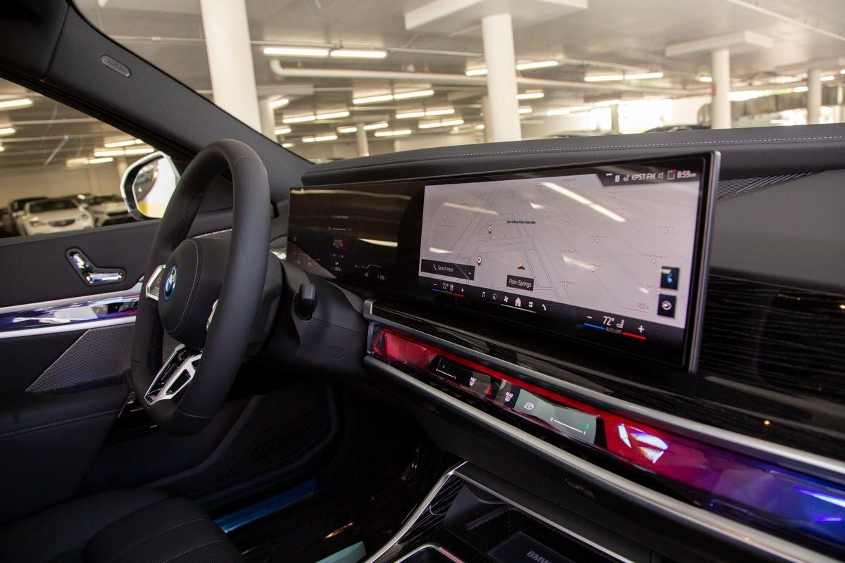 2025 BMW i7 xDrive60