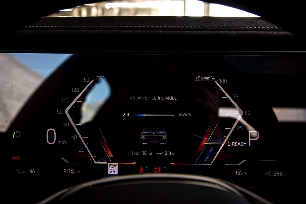 2025 BMW i7 xDrive60