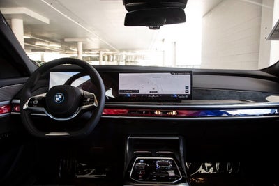 2025 BMW i7 xDrive60