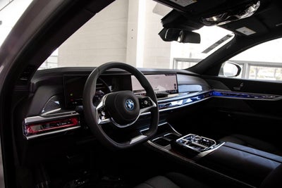 2025 BMW i7 xDrive60