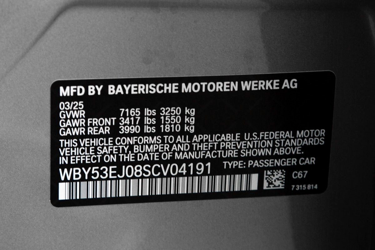 2025 BMW i7 xDrive60