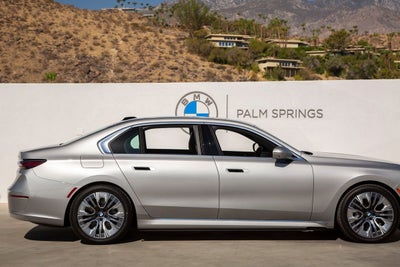 2025 BMW i7 xDrive60