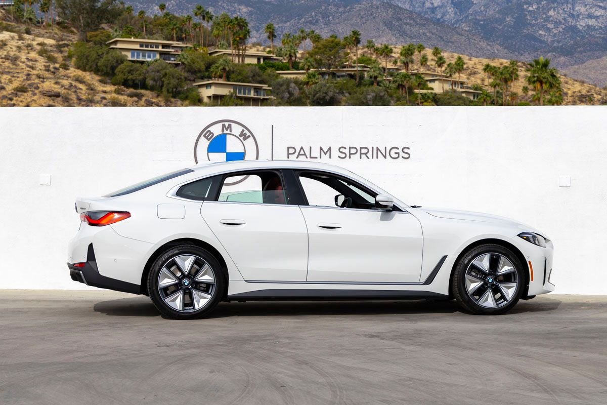 2026 BMW i4 eDrive40